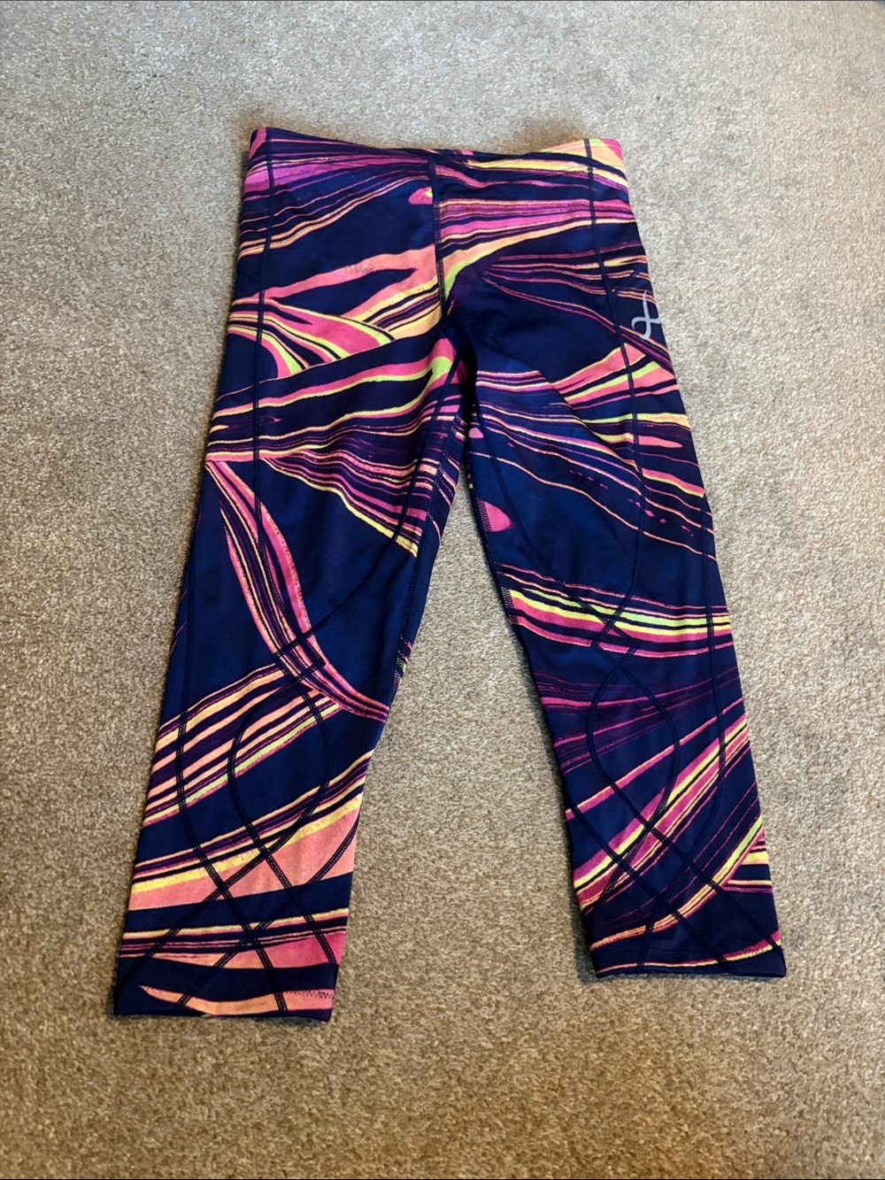 CW-X Navy Women’s Cropped Compression Leggings size large